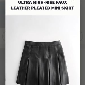 Hollister size Medium